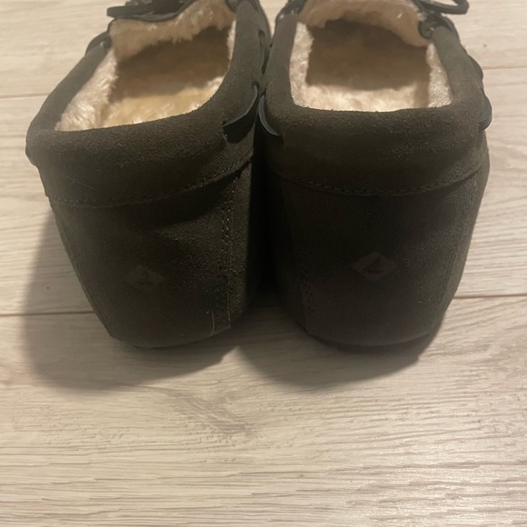 Sperry Women’s Charcoal Gray Suede Moccasin Top Slider Slip Ons, size 9 - Picture 8 of 11